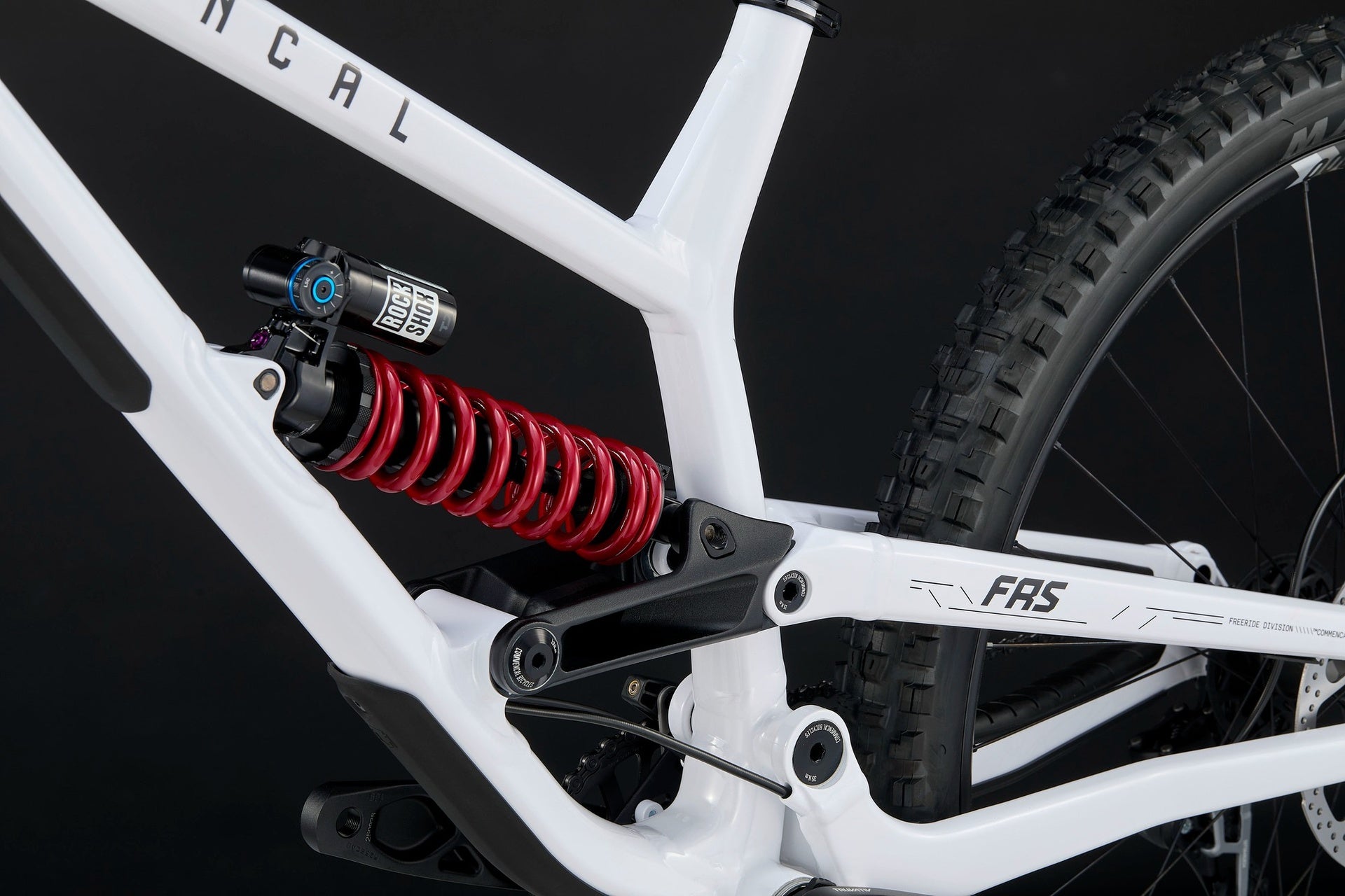 Bicicleta Commencal FRS Rockshox Pure White 2026