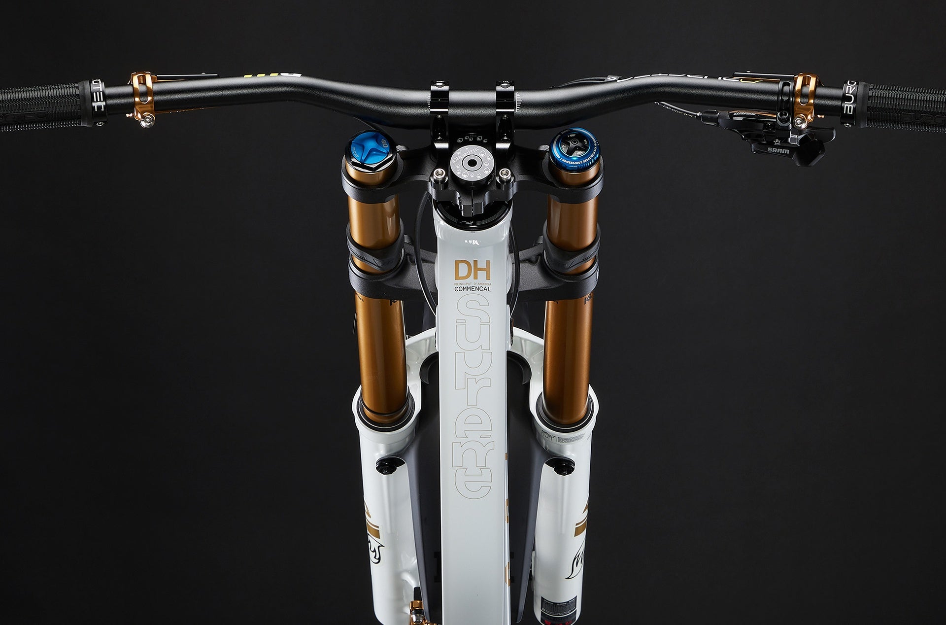 Commencal Supreme Dh V5 Signature Ltd Pure White