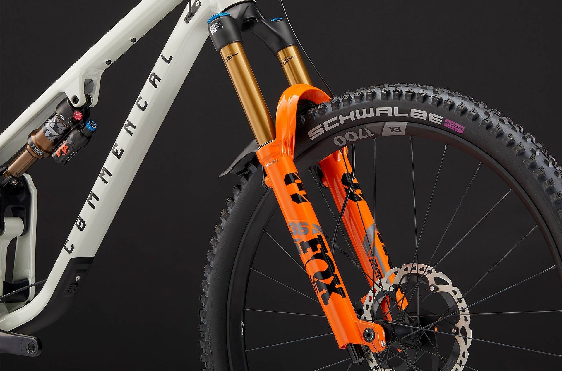 Commencal Meta V5 Signature Clear Silver