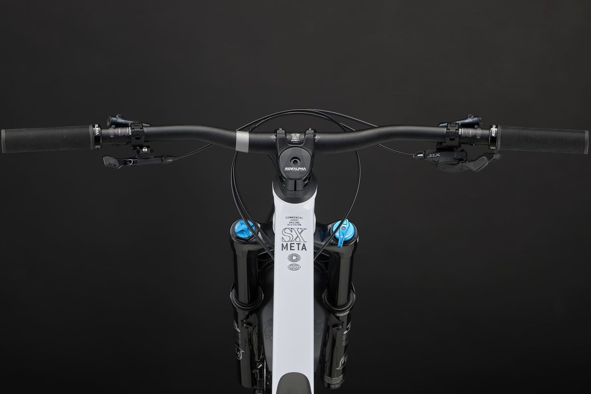 Bicicleta Commencal Meta Sx V5 Essential Pure White 2026