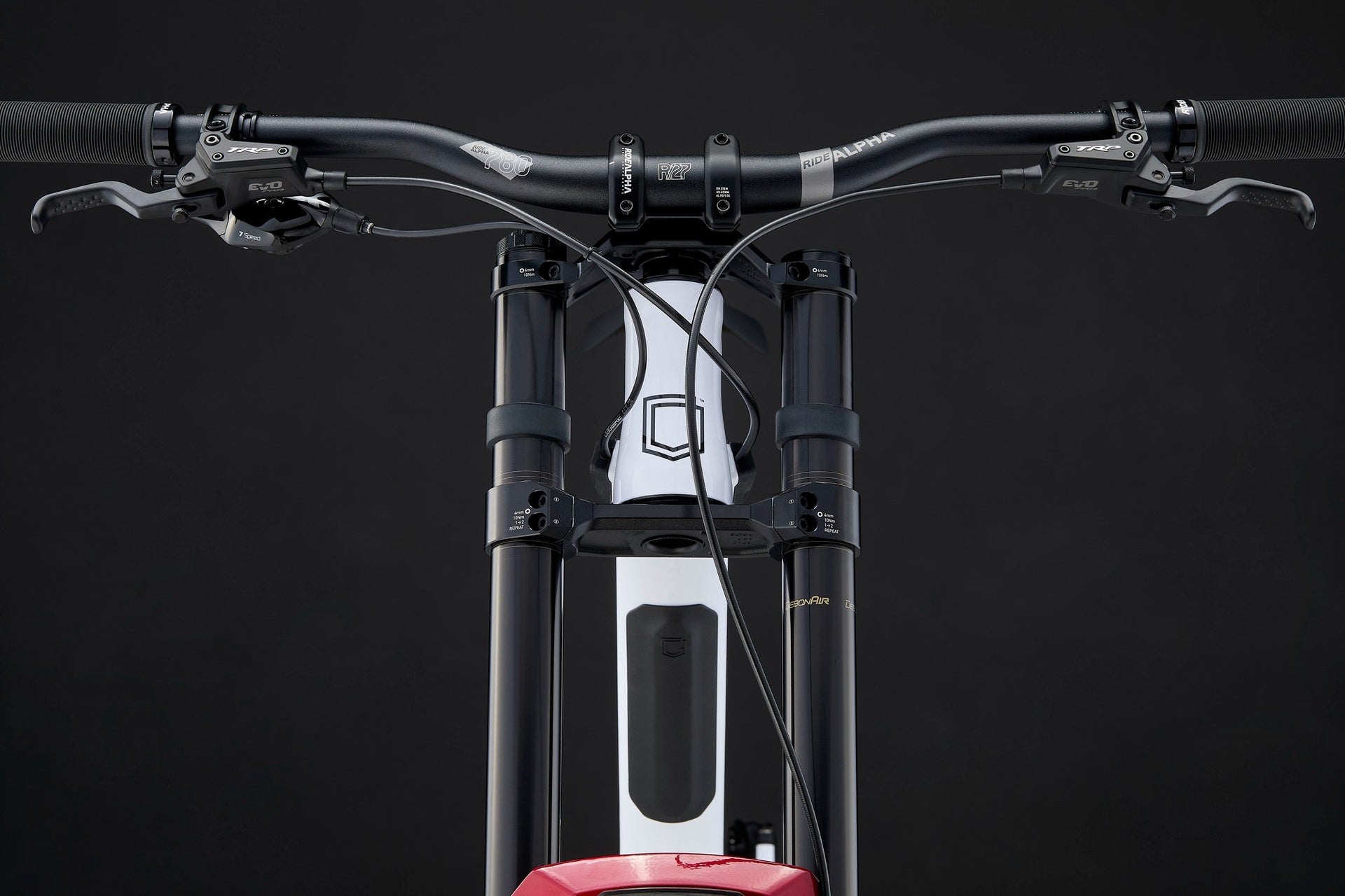 Bicicleta Commencal FRS Rockshox Pure White 2026