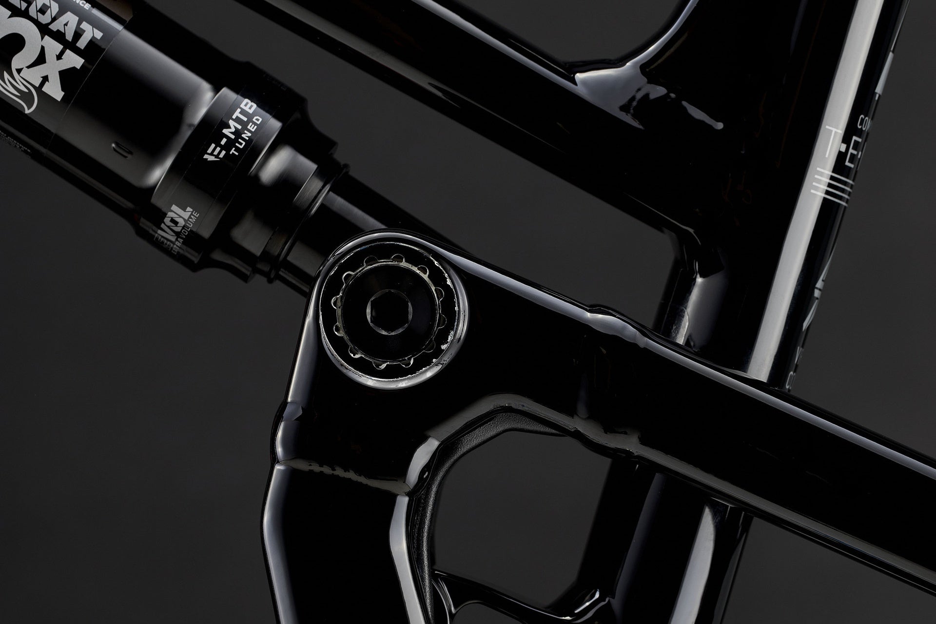 Commencal Tempo Power Essential Eagle 90 2026