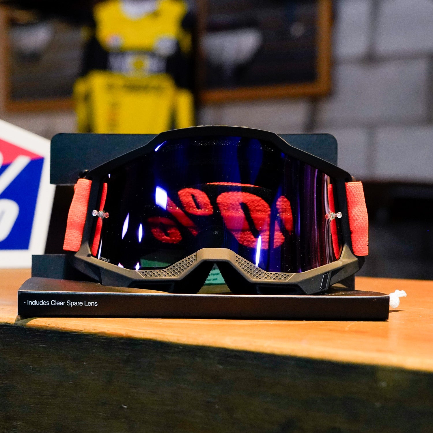 ACCURI 2 Goggle Ferran - Mirror Dark Red Lens