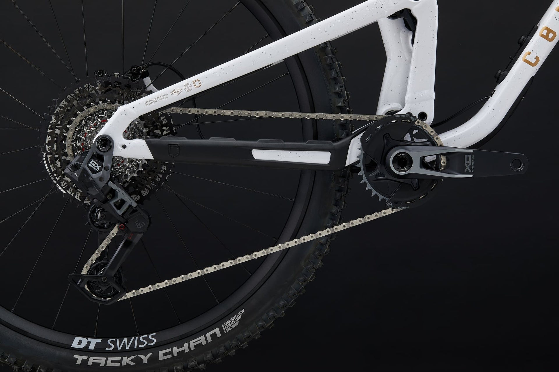 Commencal Meta V5 Signature Glittery White 2025