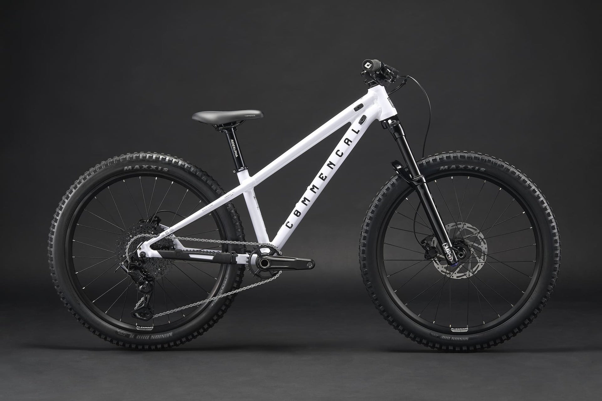 Bicicleta Infantil Commencal Meta HT 24 Pure White 2026
