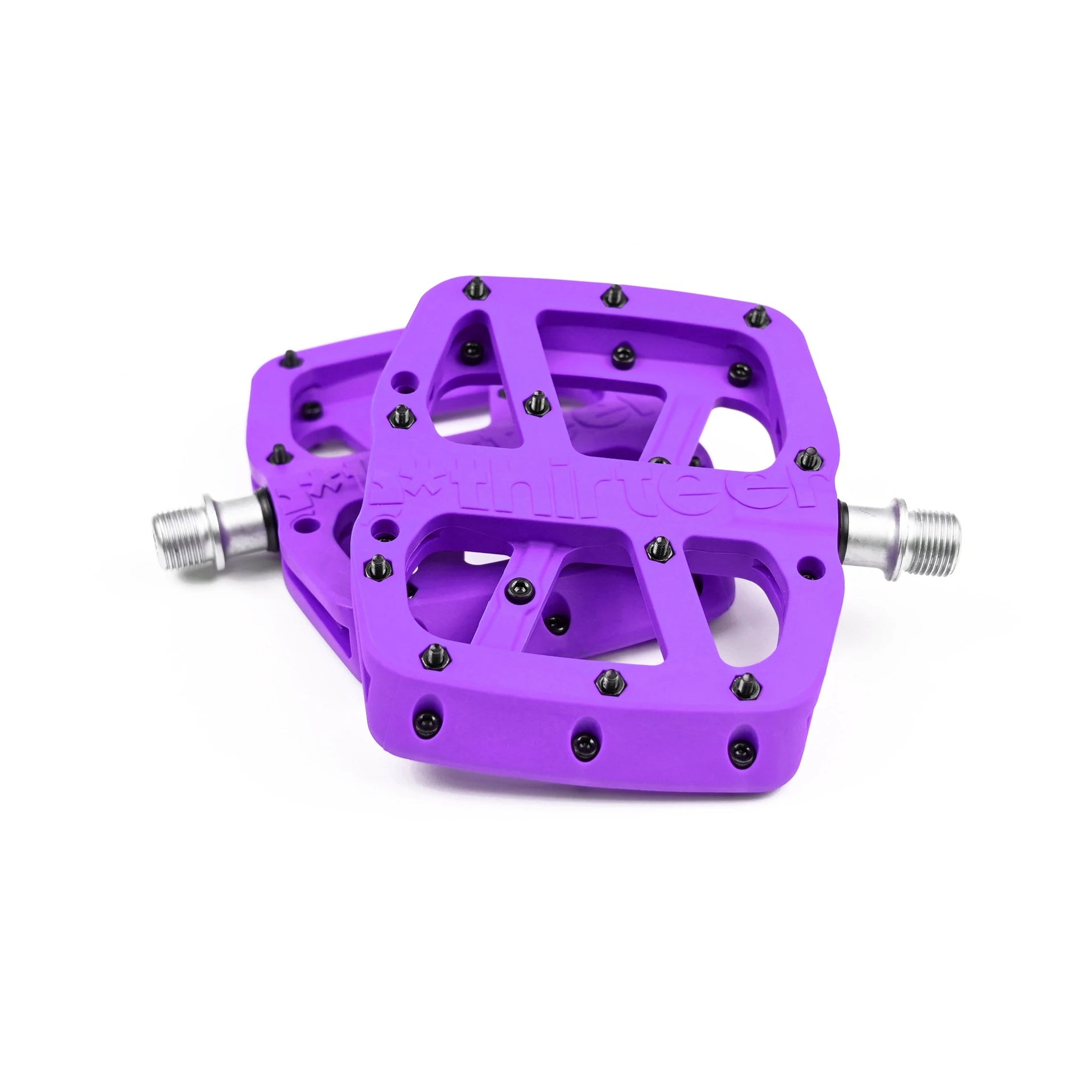 Base Flat Pedal | Composite Body | 22 Pins | Eggplant