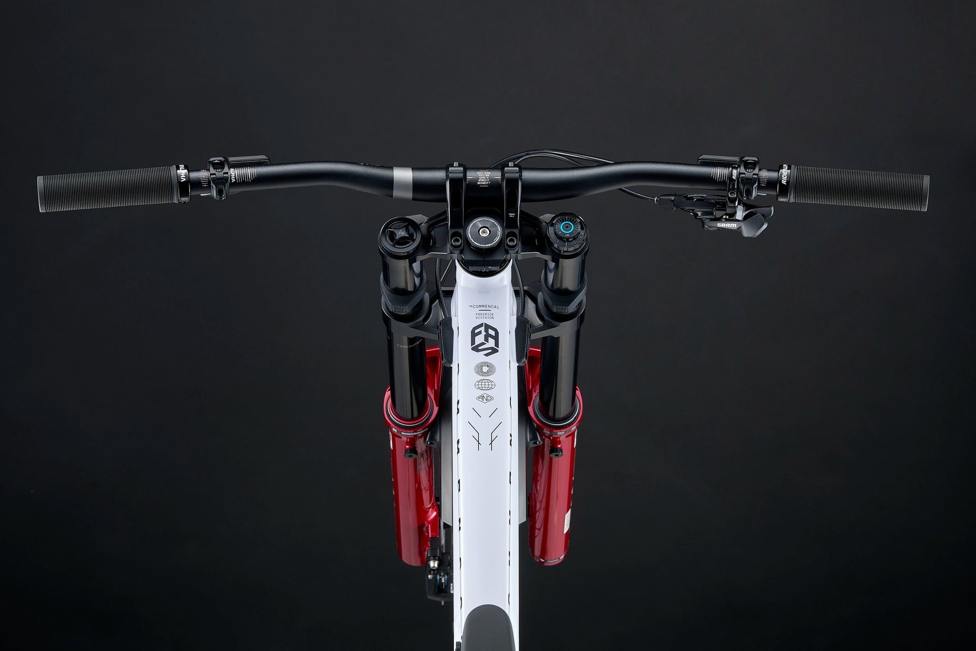 Bicicleta Commencal FRS Rockshox Pure White 2026